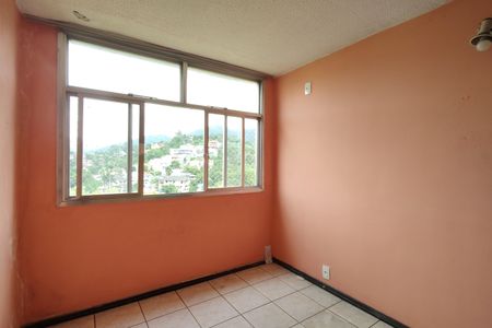 Apartamento para alugar com 77m², 3 quartos e 1 vaga Apartamento para alugar com 77m², 3 quartos e 1 vagaQuarto 1 - Armários
