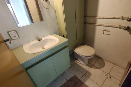 Apartamento para alugar com 77m², 3 quartos e 1 vaga Apartamento para alugar com 77m², 3 quartos e 1 vagaBanheiro Social