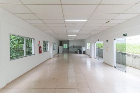 Apartamento para alugar com 48m², 2 quartos e 1 vaga Apartamento para alugar com 48m², 2 quartos e 1 vagaÁrea comum - Salão de festas