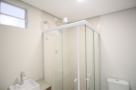 Casa para alugar com 1 quarto, 31m² em Parque Albina, Taboão da Serra