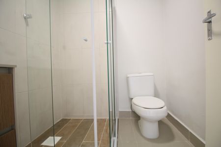 Casa para alugar com 1 quarto, 31m² em Parque Albina, Taboão da Serra