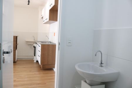Apartamento para alugar com 37m², 2 quartos e sem vagaBanheiro