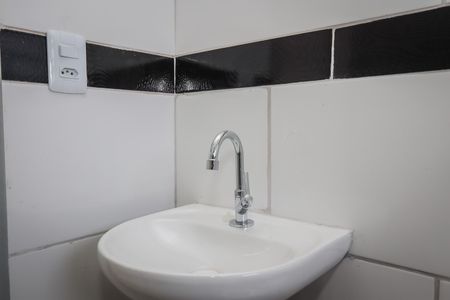 Casa para alugar com 55m², 1 quarto e sem vagaBanheiro