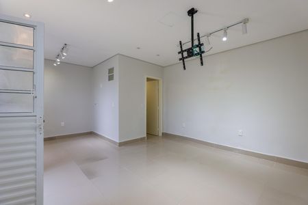 Studio de kitnet/studio para alugar com 1 quarto, 33m² em Parque Albina, Taboão da Serra