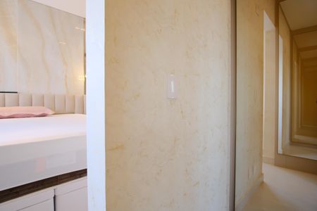 Apartamento à venda com 78m², 2 quartos e 2 vagasCloset da Suíte
