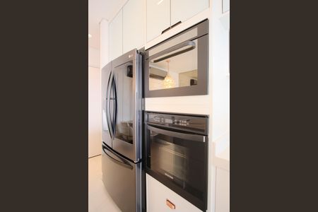 Apartamento à venda com 78m², 2 quartos e 2 vagasCozinha e Área de Serviço