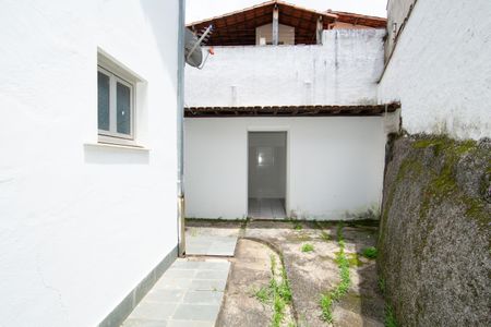 Casa à venda com 431m², 6 quartos e 4 vagasAREA EXTERNA