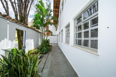 Casa à venda com 431m², 6 quartos e 4 vagasAREA EXTERNA