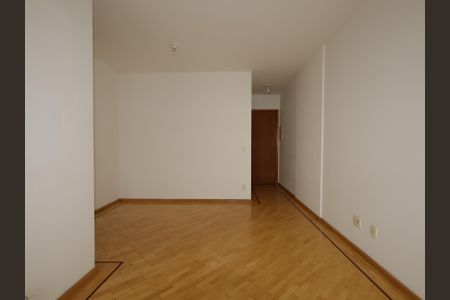 Apartamento à venda com 58m², 2 quartos e 1 vagaSala