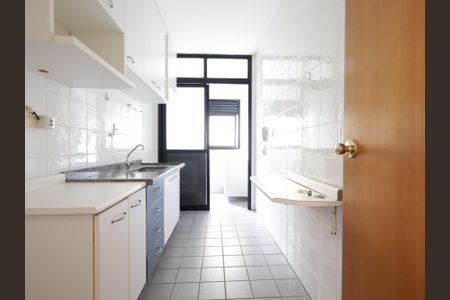 Apartamento à venda com 58m², 2 quartos e 1 vagaCozinha