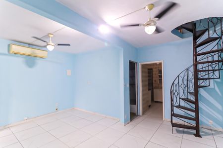 Sala de casa para alugar com 3 quartos, 130m² em Engenho de Dentro, Rio de Janeiro