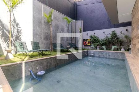 Studio à venda com 29m², 1 quarto e sem vagaÁrea comum - Piscina