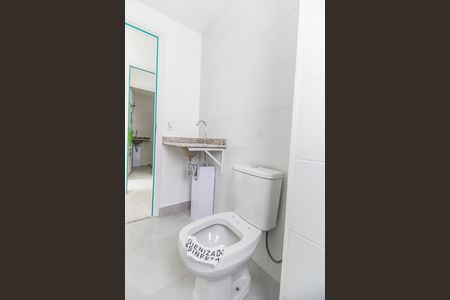 Apartamento à venda com 73m², 3 quartos e 2 vagas Apartamento à venda com 73m², 3 quartos e 2 vagasBanheiro da Suíte