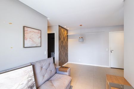 Sala de apartamento à venda com 2 quartos, 53m² em City Bussocaba, Osasco