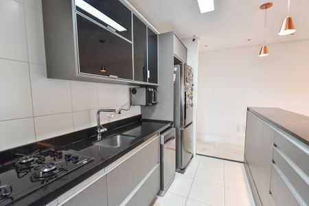 Apartamento à venda com 94m², 2 quartos e 2 vagasCozinha