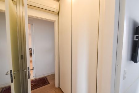 Apartamento à venda com 94m², 2 quartos e 2 vagasSuíte