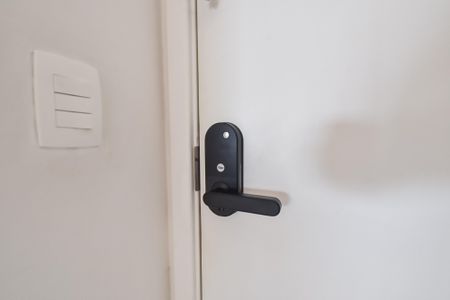 Apartamento à venda com 94m², 2 quartos e 2 vagasFechadura eletrônia