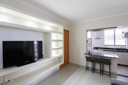 Sala de apartamento para alugar com 2 quartos, 47m² em Itapoã, Belo Horizonte