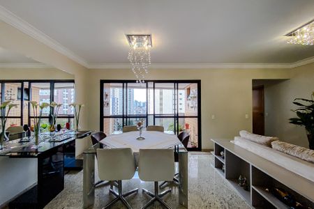 Sala de apartamento à venda com 4 quartos, 120m² em Vila Regente Feijó, São Paulo