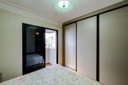 Apartamento à venda com 120m², 4 quartos e 3 vagasQuarto 3 - Suíte