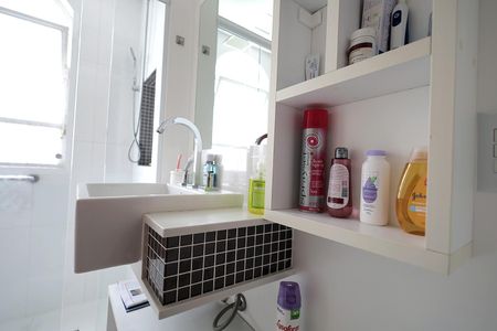 Apartamento à venda com 145m², 3 quartos e 2 vagasBanheiro