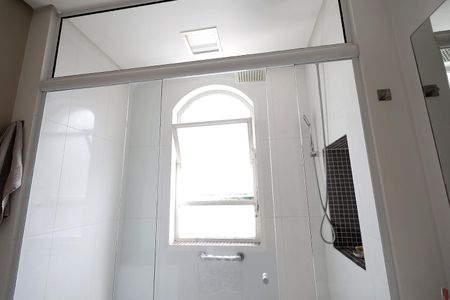 Apartamento à venda com 145m², 3 quartos e 2 vagasBanheiro