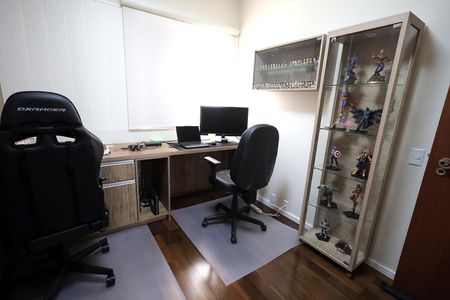 Apartamento à venda com 145m², 3 quartos e 2 vagasQuarto 2