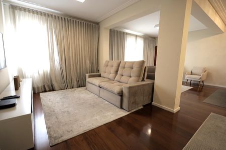 Apartamento à venda com 145m², 3 quartos e 2 vagasSala