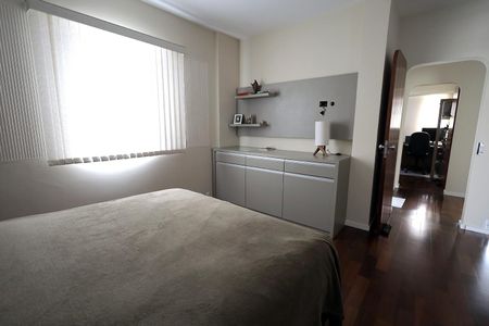 Apartamento à venda com 145m², 3 quartos e 2 vagasQuarto Suíte