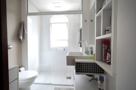 Apartamento à venda com 145m², 3 quartos e 2 vagasBanheiro