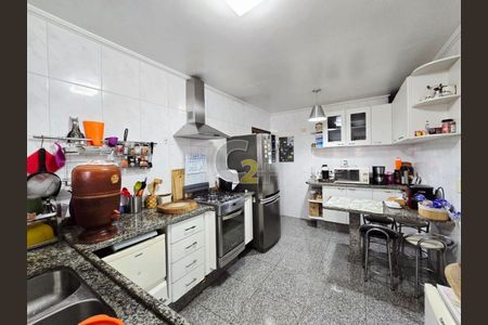 Apartamento à venda com 3 quartos, 125m² em Sumaré, São Paulo