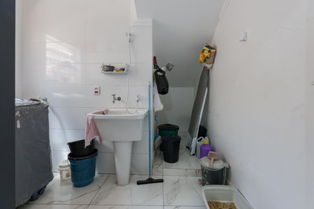 Casa à venda com 100m², 2 quartos e 1 vagaÁrea de Serviço