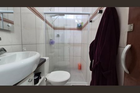 Casa à venda com 69m², 2 quartos e 1 vaga Casa à venda com 69m², 2 quartos e 1 vagaBanheiro