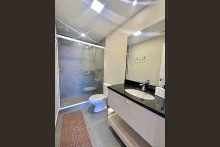 Banheiro  de apartamento para alugar com 1 quarto, 39m² em Cidade Baixa, Porto Alegre