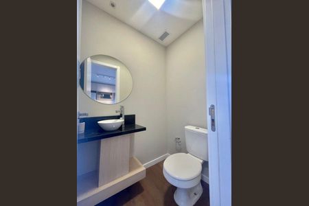 Lavabo  de apartamento para alugar com 1 quarto, 39m² em Cidade Baixa, Porto Alegre