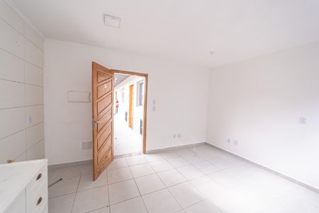 Apartamento para alugar com 45m², 2 quartos e sem vaga Apartamento para alugar com 45m², 2 quartos e sem vagaSala/Cozinha e Área de Serviço