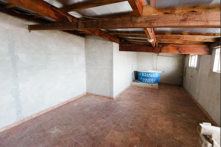 Casa para alugar com 212m², 5 quartos e 2 vagasSotão