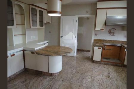 Apartamento à venda com 295m², 4 quartos e 5 vagas