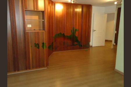 Apartamento à venda com 295m², 4 quartos e 5 vagas