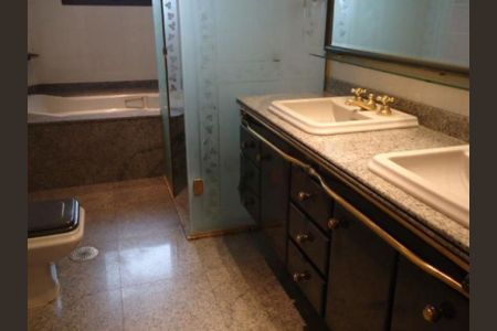 Apartamento à venda com 295m², 4 quartos e 5 vagas