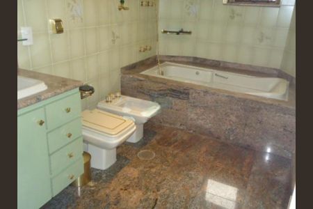 Apartamento à venda com 295m², 4 quartos e 5 vagas