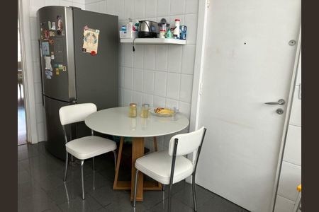 Apartamento à venda com 2 quartos, 141m² em Santa Cecilia, São Paulo