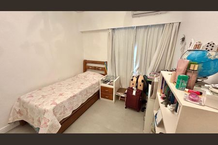 Apartamento à venda com 101m², 4 quartos e 1 vaga