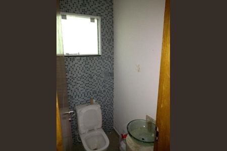 Casa à venda com 3 quartos, 180m² em Vila Invernada, São Paulo