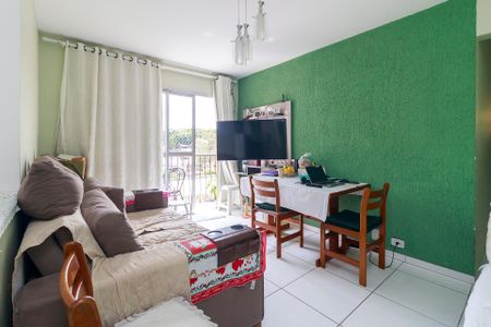 Sala de apartamento à venda com 3 quartos, 63m² em Vila das Belezas, São Paulo