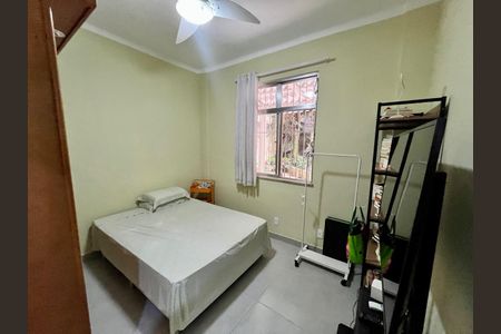 Apartamento à venda com 75m², 2 quartos e sem vaga