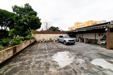 Apartamento à venda com 80m², 2 quartos e 1 vaga Apartamento à venda com 80m², 2 quartos e 1 vagaVagas visitantes
