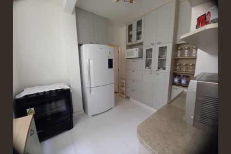 Apartamento à venda com 118m², 3 quartos e 1 vaga