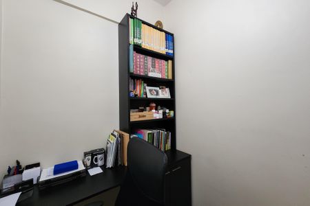 Apartamento à venda com 70m², 2 quartos e sem vaga Apartamento à venda com 70m², 2 quartos e sem vagaEscritório