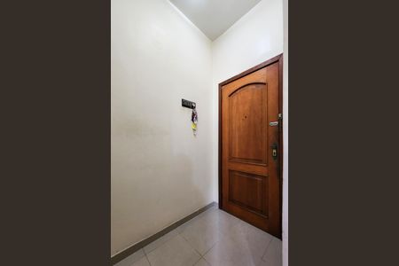 Apartamento à venda com 70m², 2 quartos e sem vaga Apartamento à venda com 70m², 2 quartos e sem vagaHall de Entrada